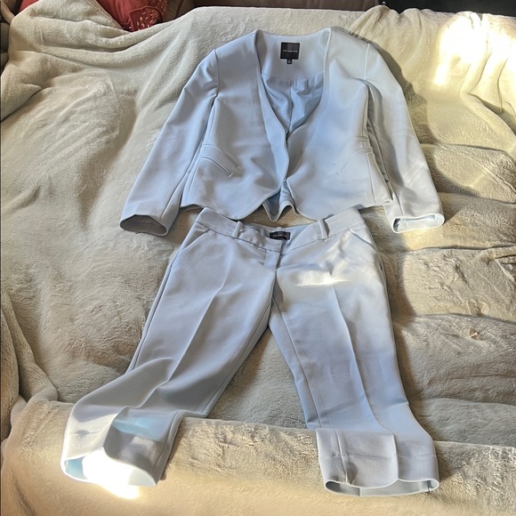 The Limited Women's Soft Blue Blazer and  pants the complete set - Picture 3 of 12